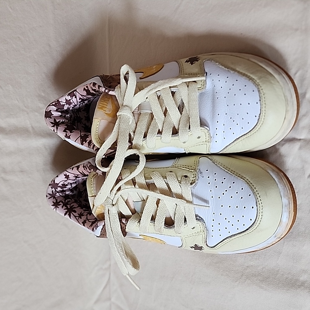 Nike dunk low - yellow/brown, size 5 (women's size 6.5)